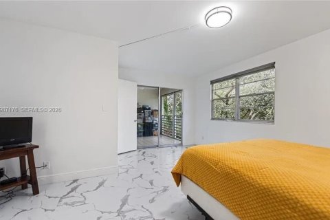 Copropriété à vendre à Coconut Creek, Floride: 2 chambres, 125.05 m2 № 2046652 - photo 13