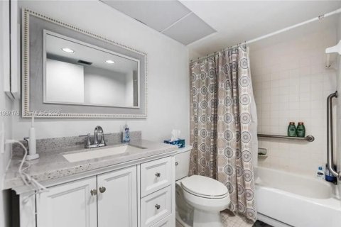 Copropriété à vendre à Coconut Creek, Floride: 2 chambres, 125.05 m2 № 2046652 - photo 18