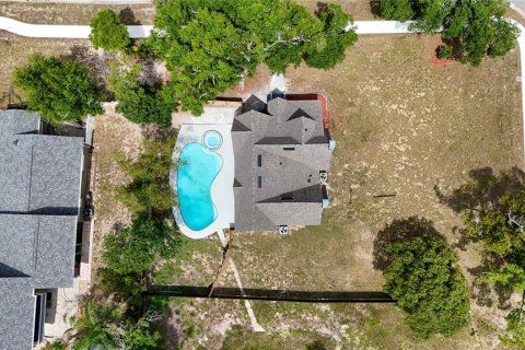 House in Clermont, Florida 4 bedrooms, 191.81 sq.m. № 2107800 - photo 27