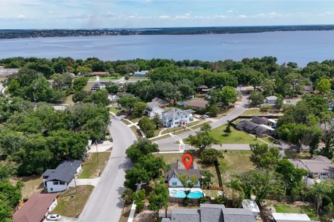 House in Clermont, Florida 4 bedrooms, 191.81 sq.m. № 2107800 - photo 29
