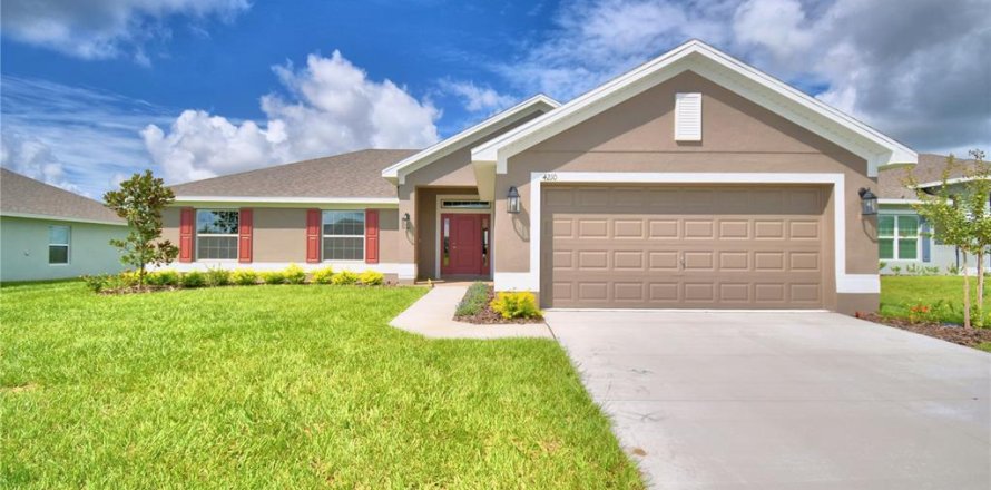House in Auburndale, Florida 4 bedrooms, 163.04 sq.m. № 2215233