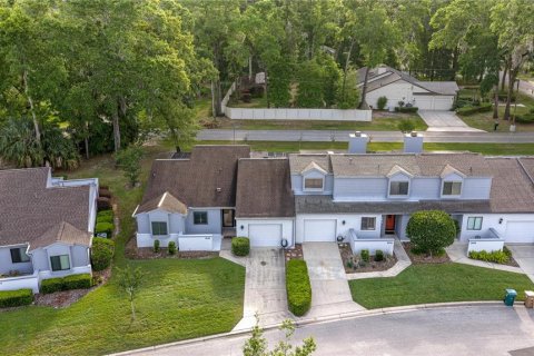 House in Ocala, Florida 3 bedrooms, 168.06 sq.m. № 2147527 - photo 2