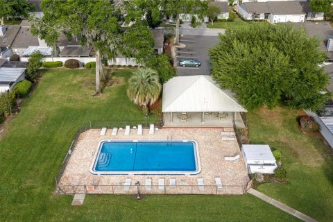 House in Ocala, Florida 3 bedrooms, 168.06 sq.m. № 2147527 - photo 3