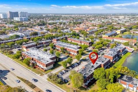 Condominio en venta en Miami, Florida, 2 dormitorios, 103.49 m2 № 1861602 - foto 16