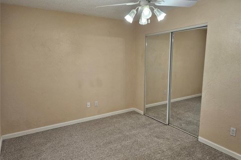 House in Port Charlotte, Florida 2 bedrooms, 84.73 sq.m. № 2151057 - photo 14