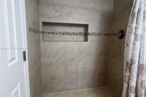 Copropriété à vendre à Dania Beach, Floride: 2 chambres, 80.82 m2 № 2195063 - photo 7