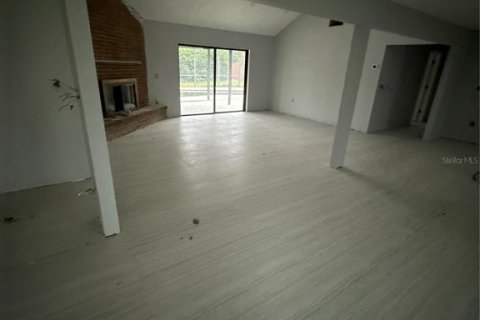 Villa ou maison à vendre à Belle Isle, Floride: 3 chambres, 179.12 m2 № 1905507 - photo 5