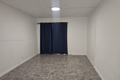 Copropriété à vendre à Davie, Floride: 1 chambre, 69.68 m2 № 2081227 - photo 6