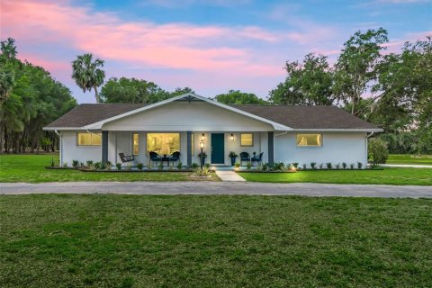 Villa ou maison à Floral City, Floride 3 chambres, 201.32 m2 № 2094890
