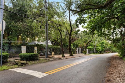 Touwnhouse à vendre à Miami, Floride: 2 chambres, 97.55 m2 № 1828672 - photo 26