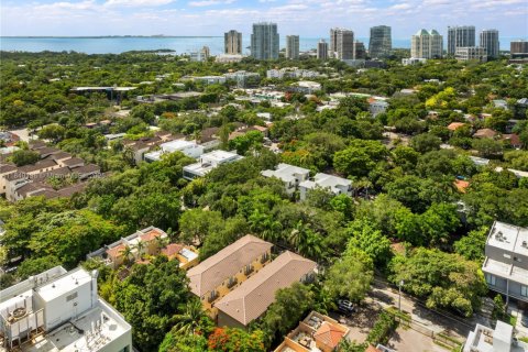 Touwnhouse à vendre à Miami, Floride: 2 chambres, 97.55 m2 № 1828672 - photo 28