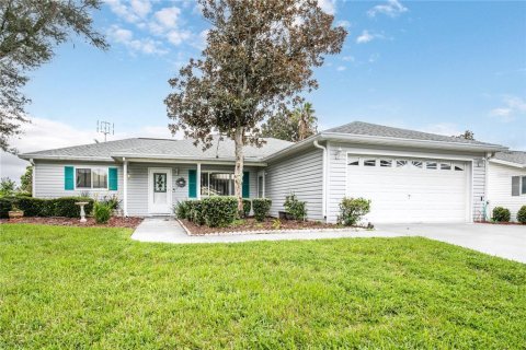 House in Summerfield, Florida 2 bedrooms, 138.24 sq.m. № 1904073 - photo 2