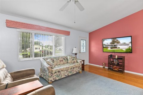House in Summerfield, Florida 2 bedrooms, 138.24 sq.m. № 1904073 - photo 6