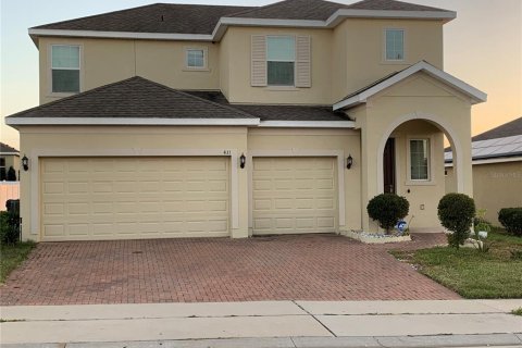 House in Davenport, Florida 4 bedrooms, 179.77 sq.m. № 2127690 - photo 2