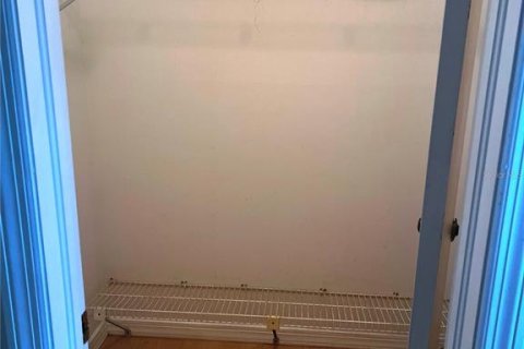 Купить кондоминиум в Вики Вачи, Флорида 6 комнат, 102.56м2, № 2205480 - фото 19