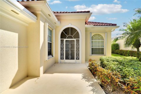 Villa ou maison à vendre à Palm Beach Gardens, Floride: 3 chambres, 188.41 m2 № 1972039 - photo 4