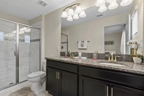 House in STOREY LAKE in Kissimmee, Florida 6 bedrooms, 305.74 sq.m. № 2393433 - photo 18
