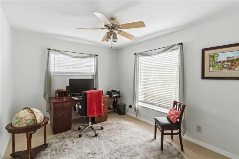 House in Apollo Beach, Florida 3 bedrooms, 135.45 sq.m. № 2156384 - photo 11