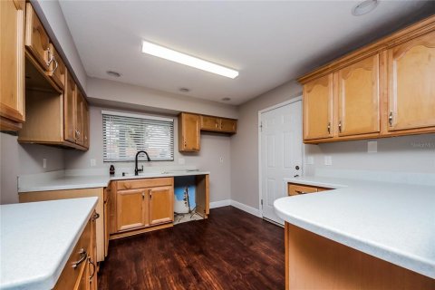 Casa en alquiler en Orlando, Florida, 3 dormitorios, 147.16 m2 № 1825123 - foto 6