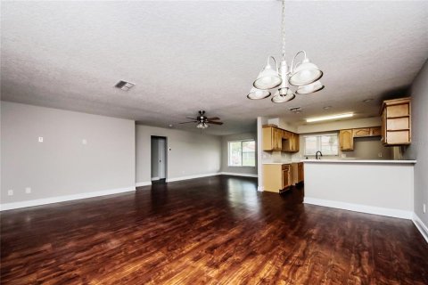 Casa en alquiler en Orlando, Florida, 3 dormitorios, 147.16 m2 № 1825123 - foto 5
