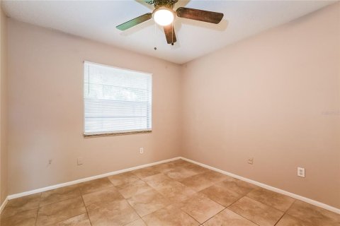 House in Belle Isle, Florida 3 bedrooms, 124.3 sq.m. № 1879693 - photo 8