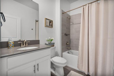 Casa en venta en Orlando, Florida, 5 dormitorios, 280.84 m2 № 1916181 - foto 22