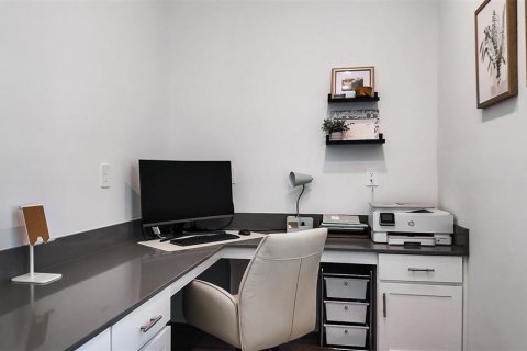 Casa en venta en Orlando, Florida, 5 dormitorios, 280.84 m2 № 1916181 - foto 20