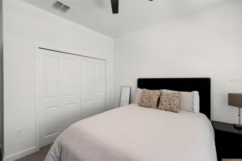 Casa en venta en Orlando, Florida, 5 dormitorios, 280.84 m2 № 1916181 - foto 25