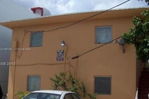 Immobilier commercial à vendre à Miami, Floride № 2081394 - photo 2
