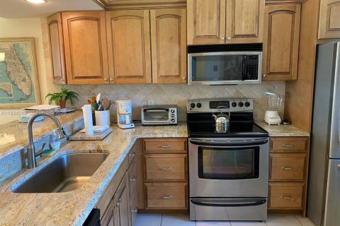 Снять в аренду кондоминиум в Юпитер, Флорида 2 спальни, 123.75м2, № 1992543 - фото 3