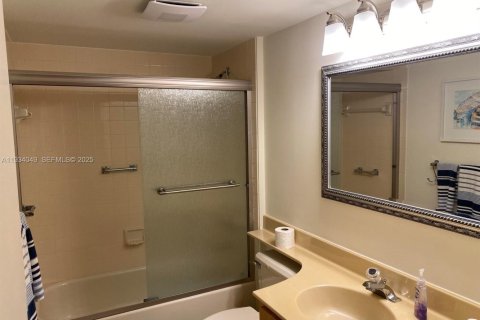 Снять в аренду кондоминиум в Юпитер, Флорида 2 спальни, 123.75м2, № 1992543 - фото 18