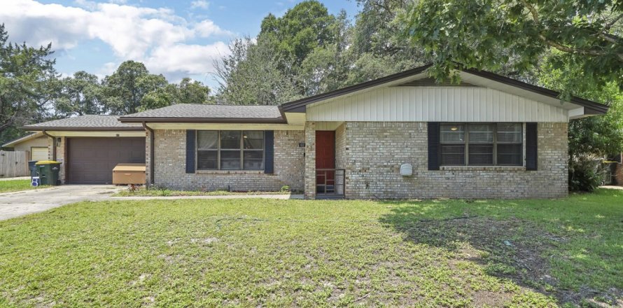 House in Fort Walton Beach, Florida 4 bedrooms, 177.44 sq.m. № 590404