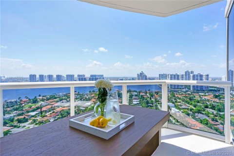 Copropriété à louer à Sunny Isles Beach, Floride: 3 chambres, 280.38 m2 № 1957398 - photo 23
