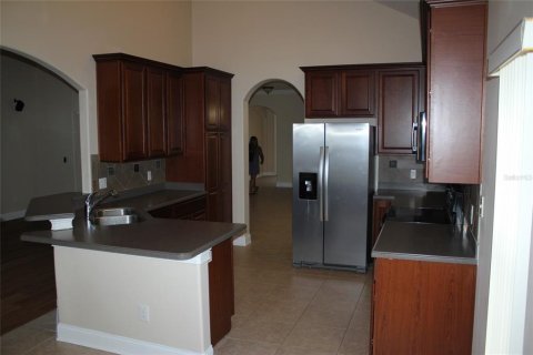House in Orlando, Florida 4 bedrooms, 262.36 sq.m. № 2103178 - photo 14