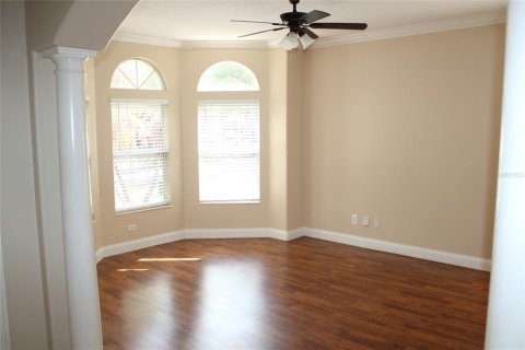House in Orlando, Florida 4 bedrooms, 262.36 sq.m. № 2103178 - photo 5