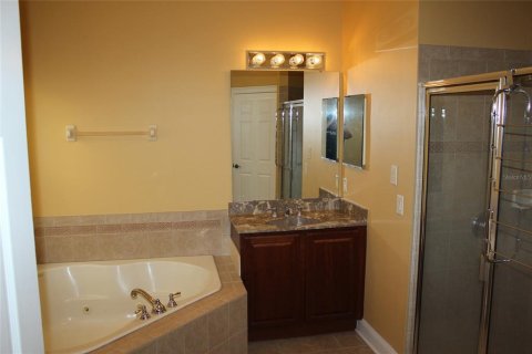 House in Orlando, Florida 4 bedrooms, 262.36 sq.m. № 2103178 - photo 23