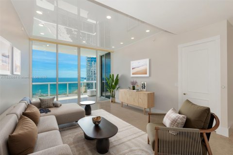 Condo in Sunny Isles Beach, Florida, 2 bedrooms  № 1821775 - photo 3
