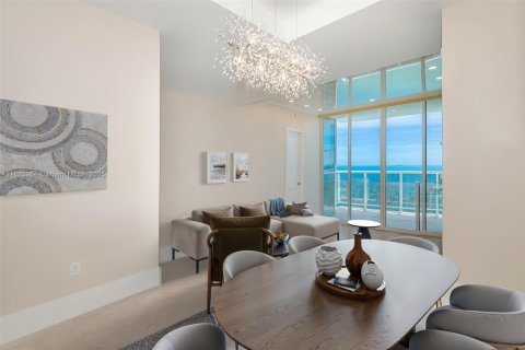 Condo in Sunny Isles Beach, Florida, 2 bedrooms  № 1821775 - photo 8