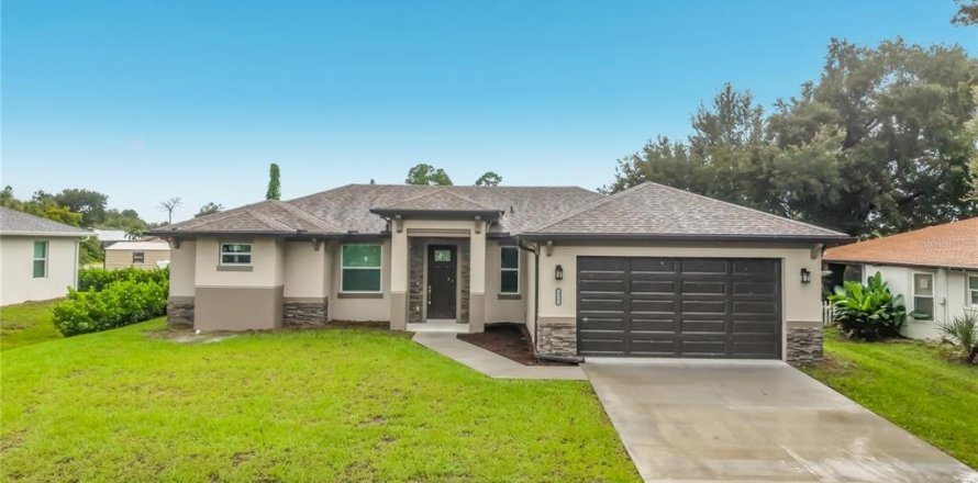 Villa ou maison à Port Charlotte, Floride 3 chambres, 138.05 m2 № 2410178