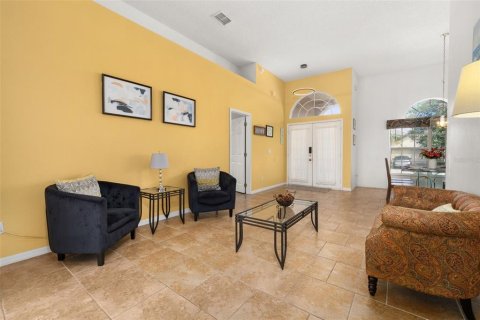 Villa ou maison à vendre à Davenport, Floride: 4 chambres, 186.36 m2 № 2322454 - photo 10