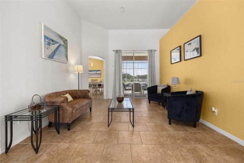 Villa ou maison à vendre à Davenport, Floride: 4 chambres, 186.36 m2 № 2322454 - photo 8