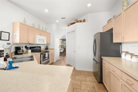 Villa ou maison à vendre à Davenport, Floride: 4 chambres, 186.36 m2 № 2322454 - photo 23