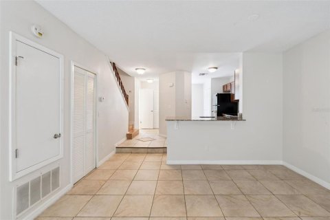 Touwnhouse à vendre à Altamonte Springs, Floride: 2 chambres, 128.02 m2 № 2285004 - photo 4