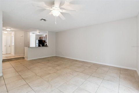 Touwnhouse à vendre à Altamonte Springs, Floride: 2 chambres, 128.02 m2 № 2285004 - photo 6