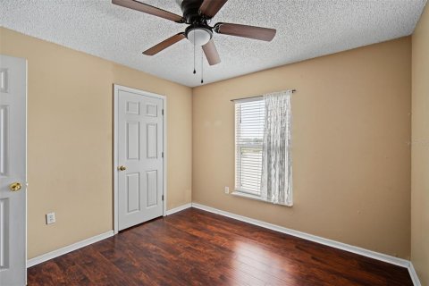 Villa ou maison à louer à Gibsonton, Floride: 4 chambres, 206.43 m2 № 2391167 - photo 26