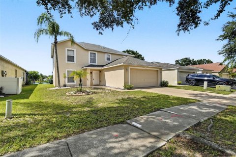 Villa ou maison à louer à Gibsonton, Floride: 4 chambres, 206.43 m2 № 2391167 - photo 4