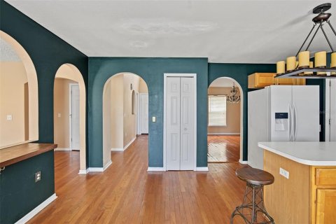 Villa ou maison à louer à Gibsonton, Floride: 4 chambres, 206.43 m2 № 2391167 - photo 10