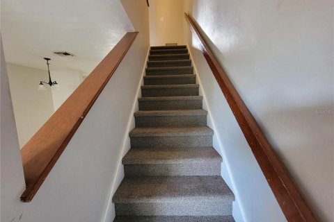 Townhouse in Ocala, Florida 2 bedrooms, 107.21 sq.m. № 2206125 - photo 5