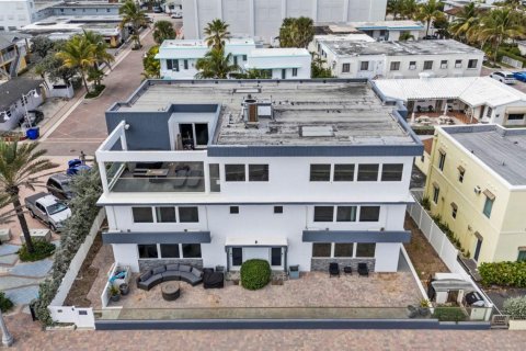 Villa ou maison à vendre à Hollywood, Floride: 10 chambres, 765.51 m2 № 2174198 - photo 3