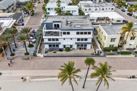 Villa ou maison à vendre à Hollywood, Floride: 10 chambres, 765.51 m2 № 2174198 - photo 7